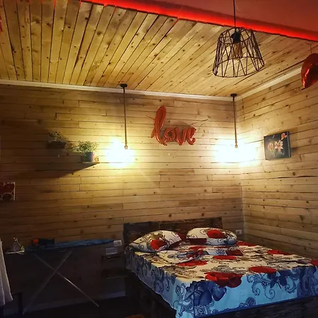 Studio Apartament * تيرانا